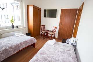Отели типа «постель и завтрак» Royal House Гданьск Двухместный номер с 1 кроватью или 2 отдельными кроватями и собственной ванной комнатой-3