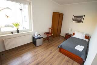 Отели типа «постель и завтрак» Royal House Гданьск Одноместный номер с собственной ванной комнатой-2